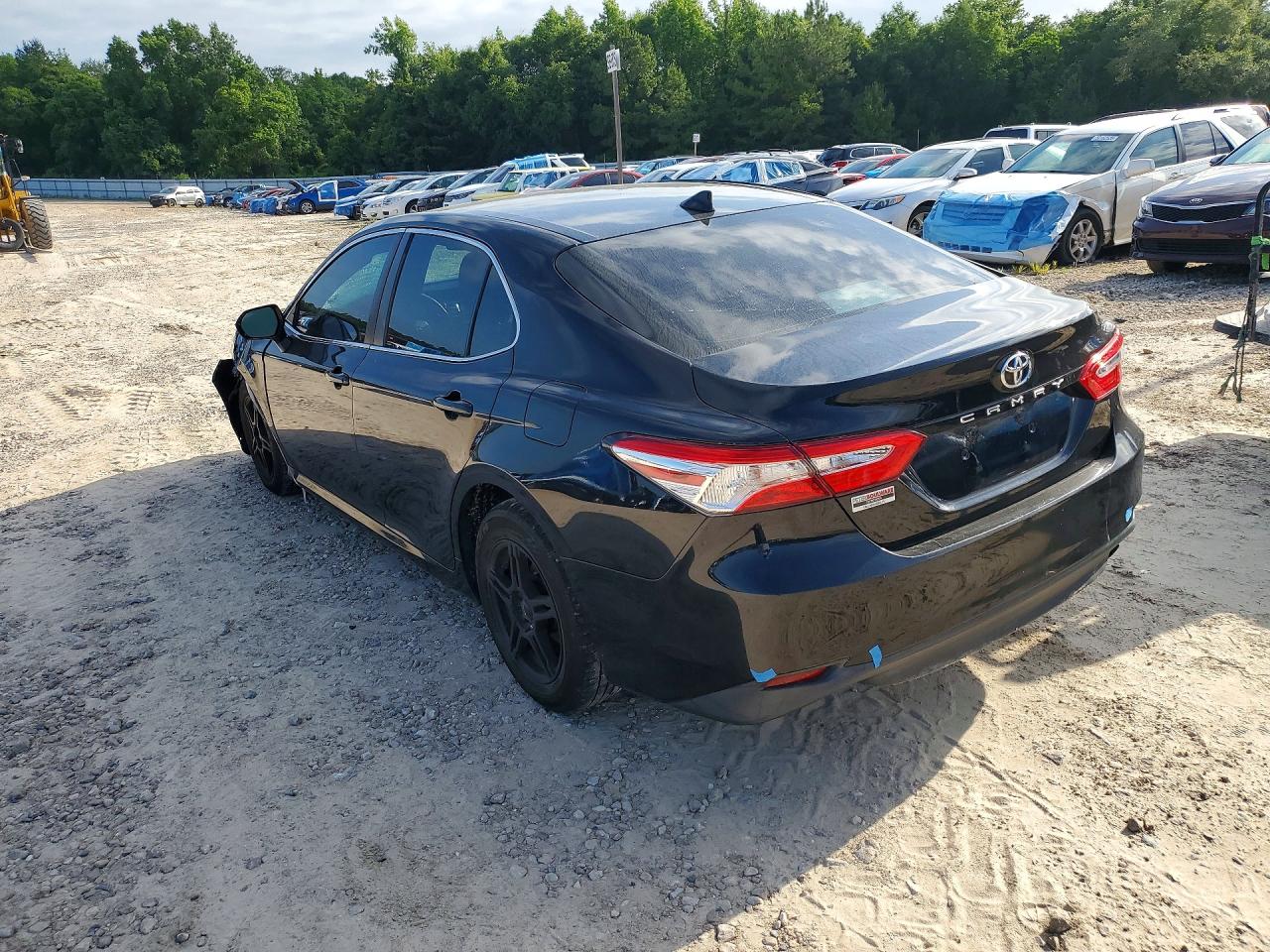 2019 TOYOTA CAMRY L — снимка 2