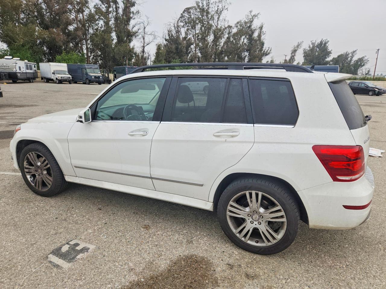 2015 MERCEDES-BENZ GLK 350 4MATIC — снимка 2