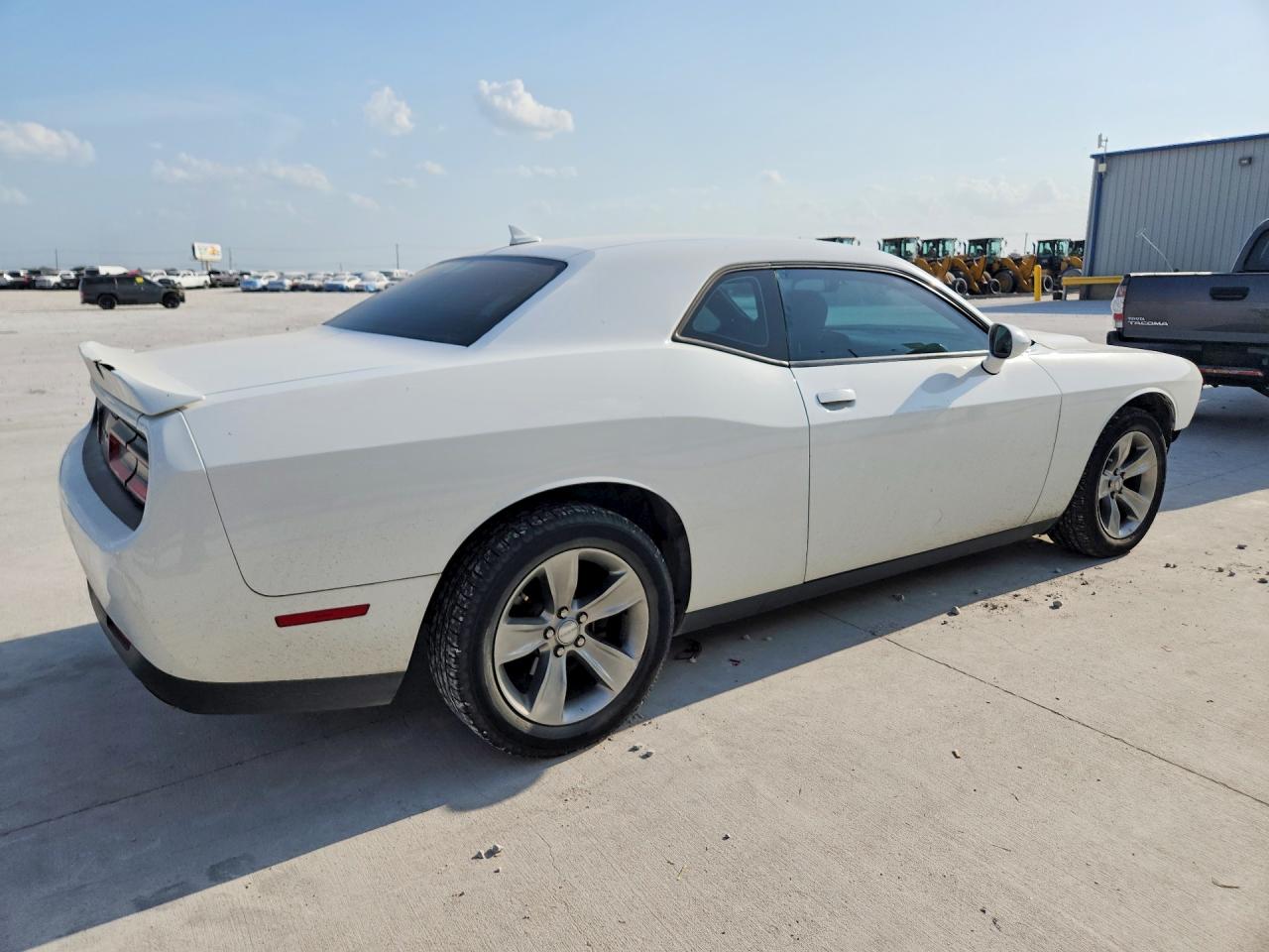 2018 DODGE CHALLENGER SXT — снимка 3