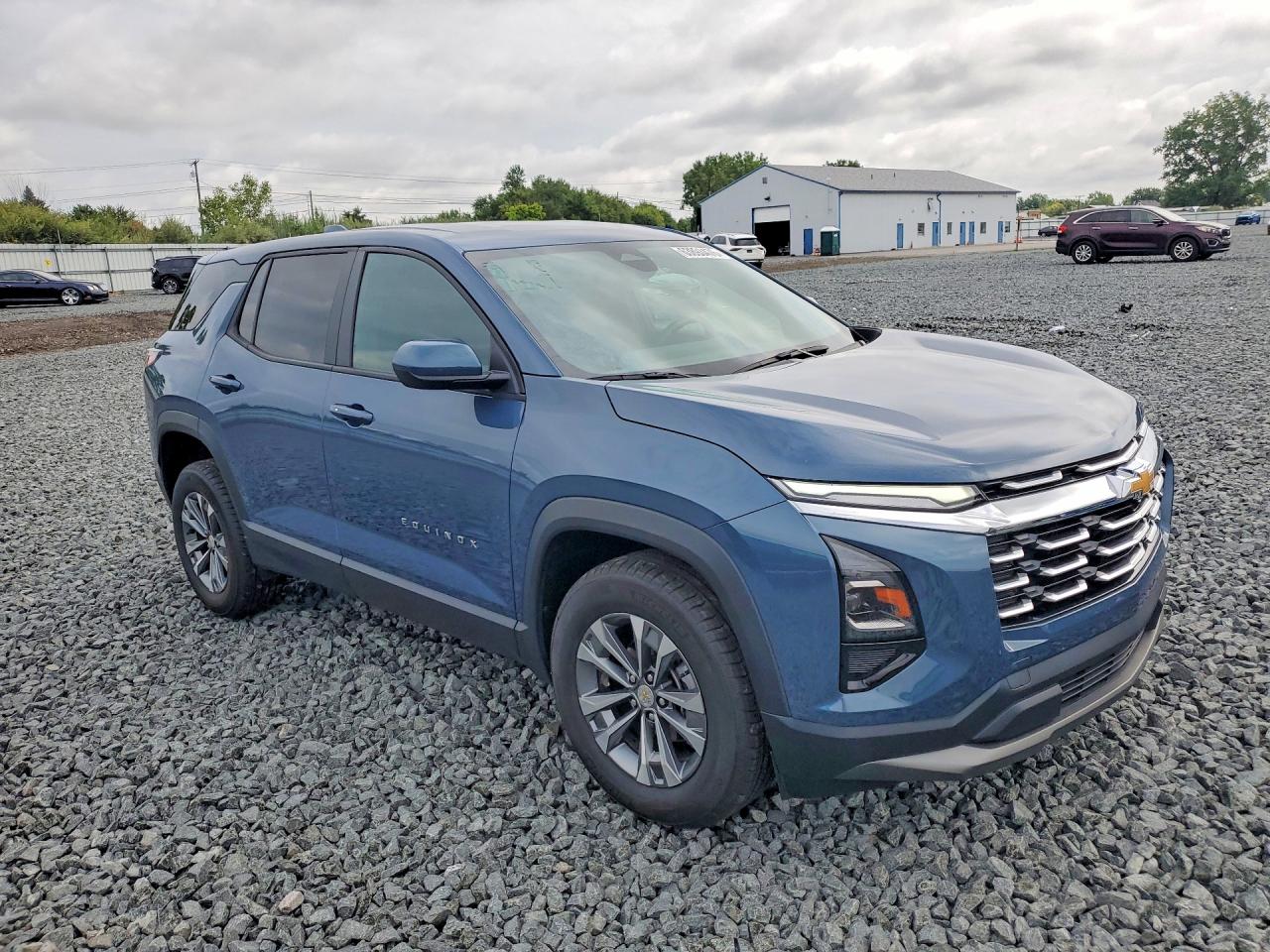 2025 CHEVROLET EQUINOX LT — снимка 4