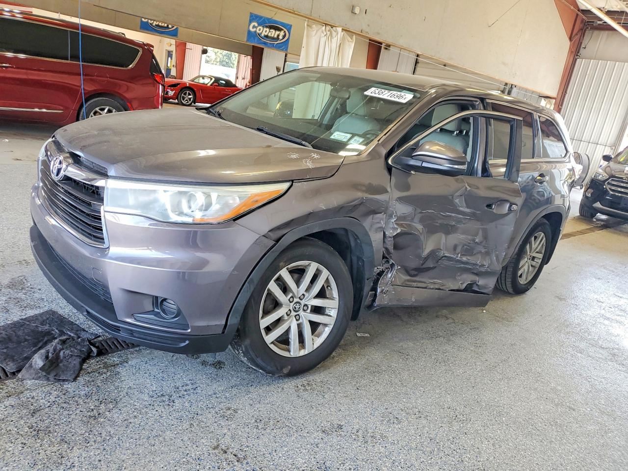 2016 TOYOTA HIGHLANDER LE