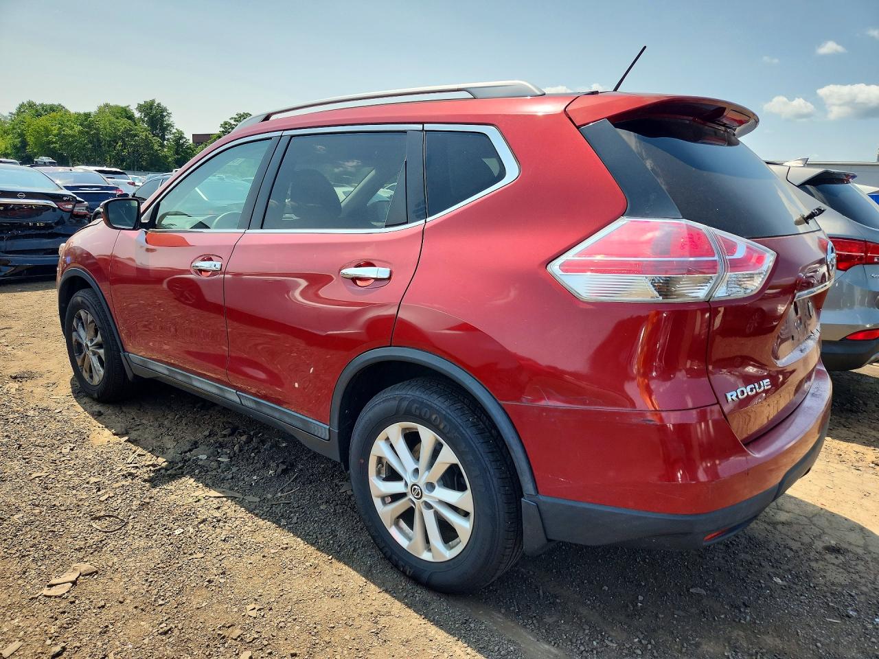 2015 NISSAN ROGUE SV — снимка 2