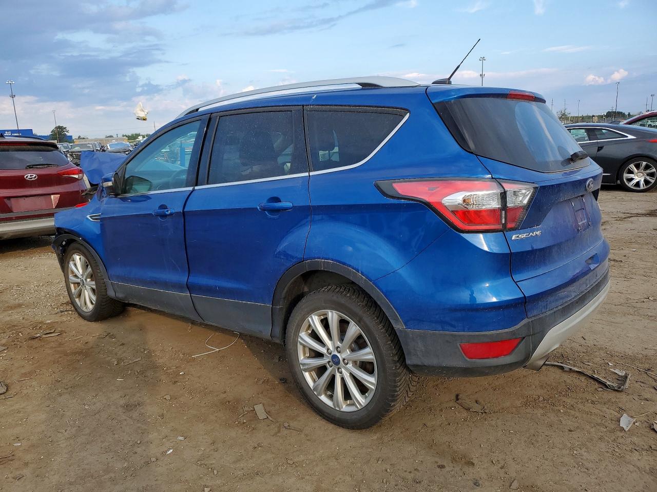 2017 FORD ESCAPE TITANIUM — снимка 2