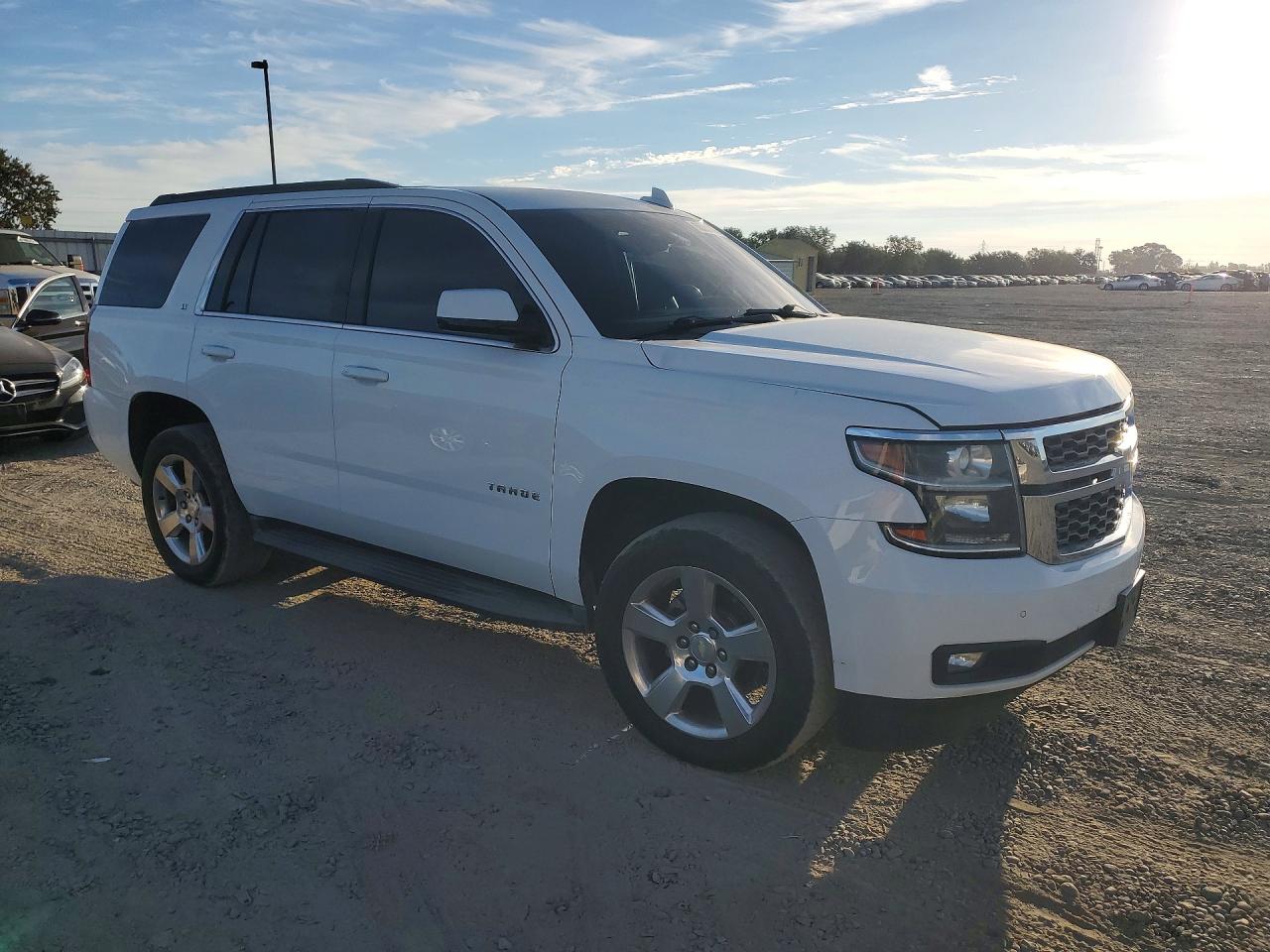 2016 CHEVROLET TAHOE C1500 LT — снимка 4