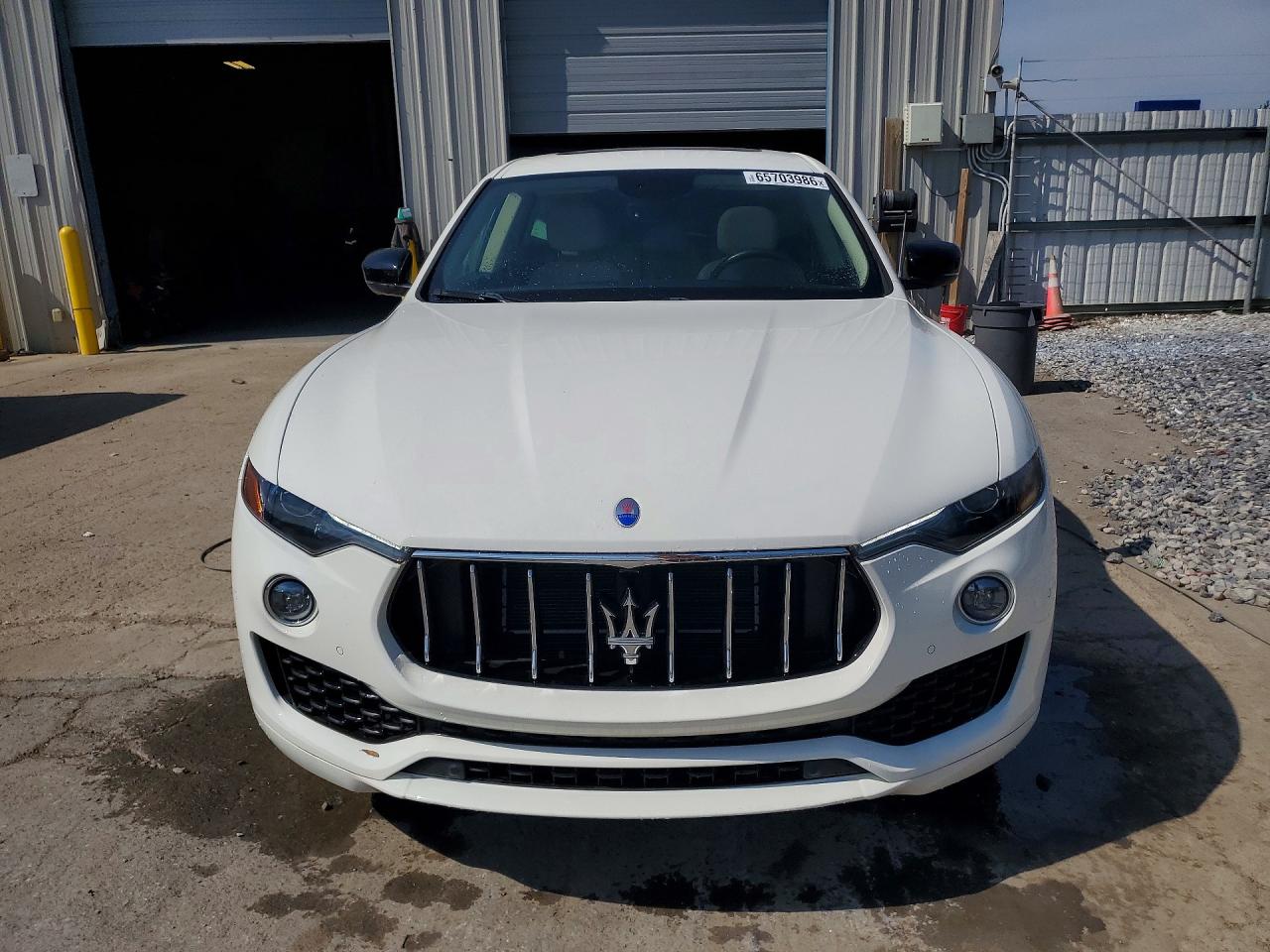 2020 MASERATI LEVANTE S — снимка 5