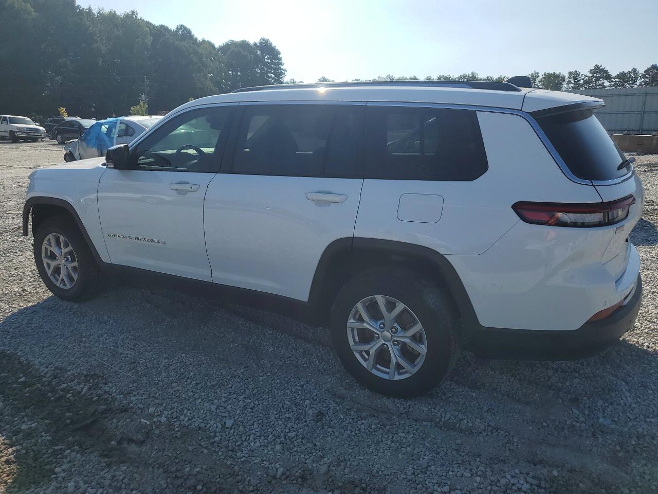 2023 JEEP GRAND CHEROKEE L LIMITED — снимка 2