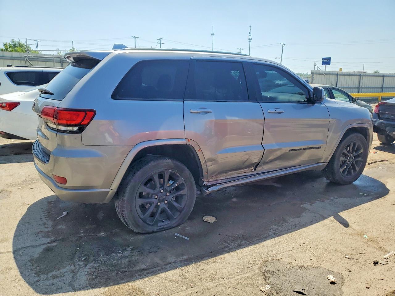 2019 JEEP GRAND CHEROKEE LAREDO — снимка 3