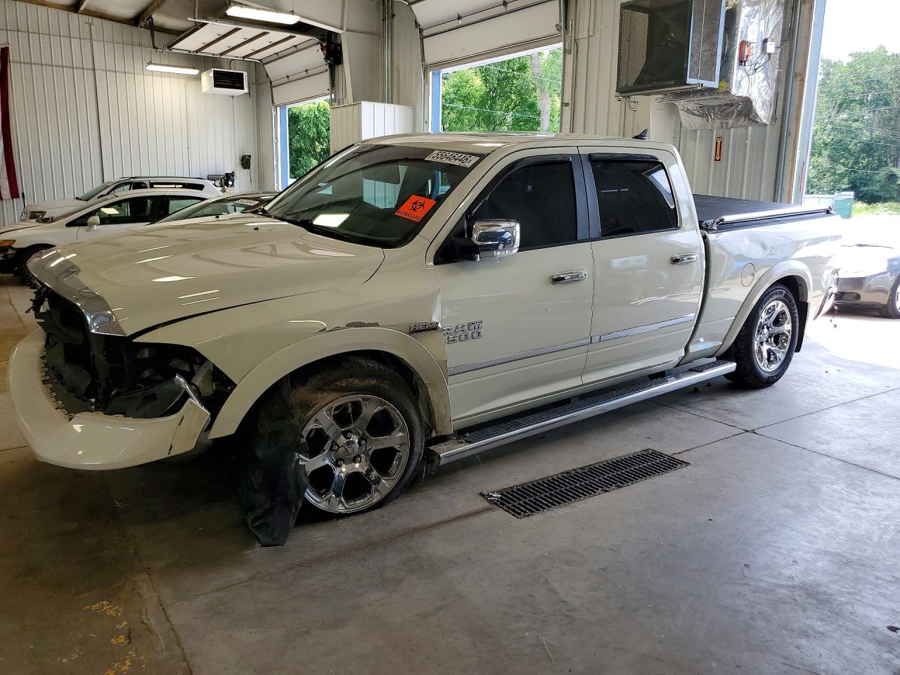 2016 RAM 1500 LARAMIE