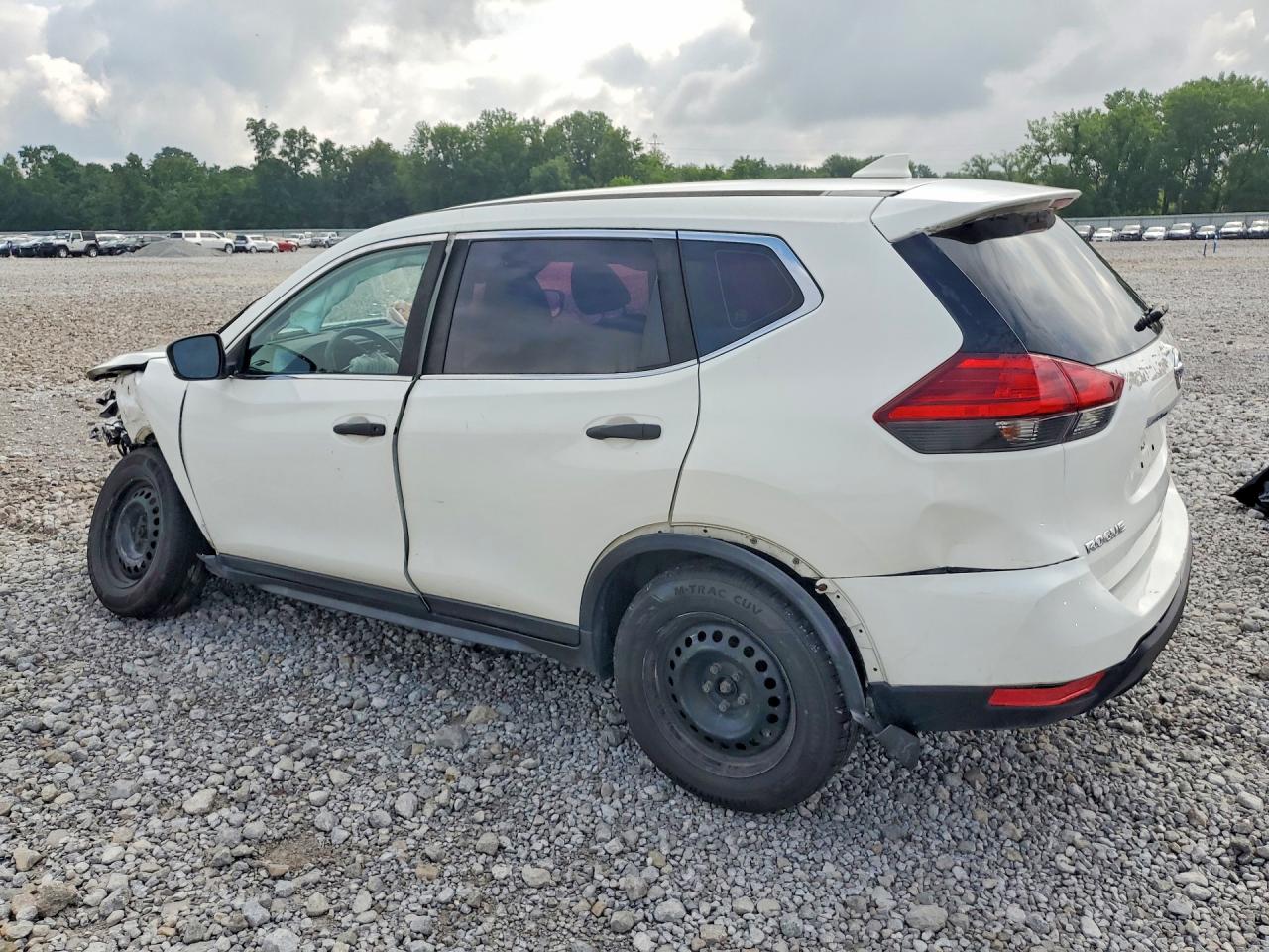 2017 NISSAN ROGUE S — снимка 2