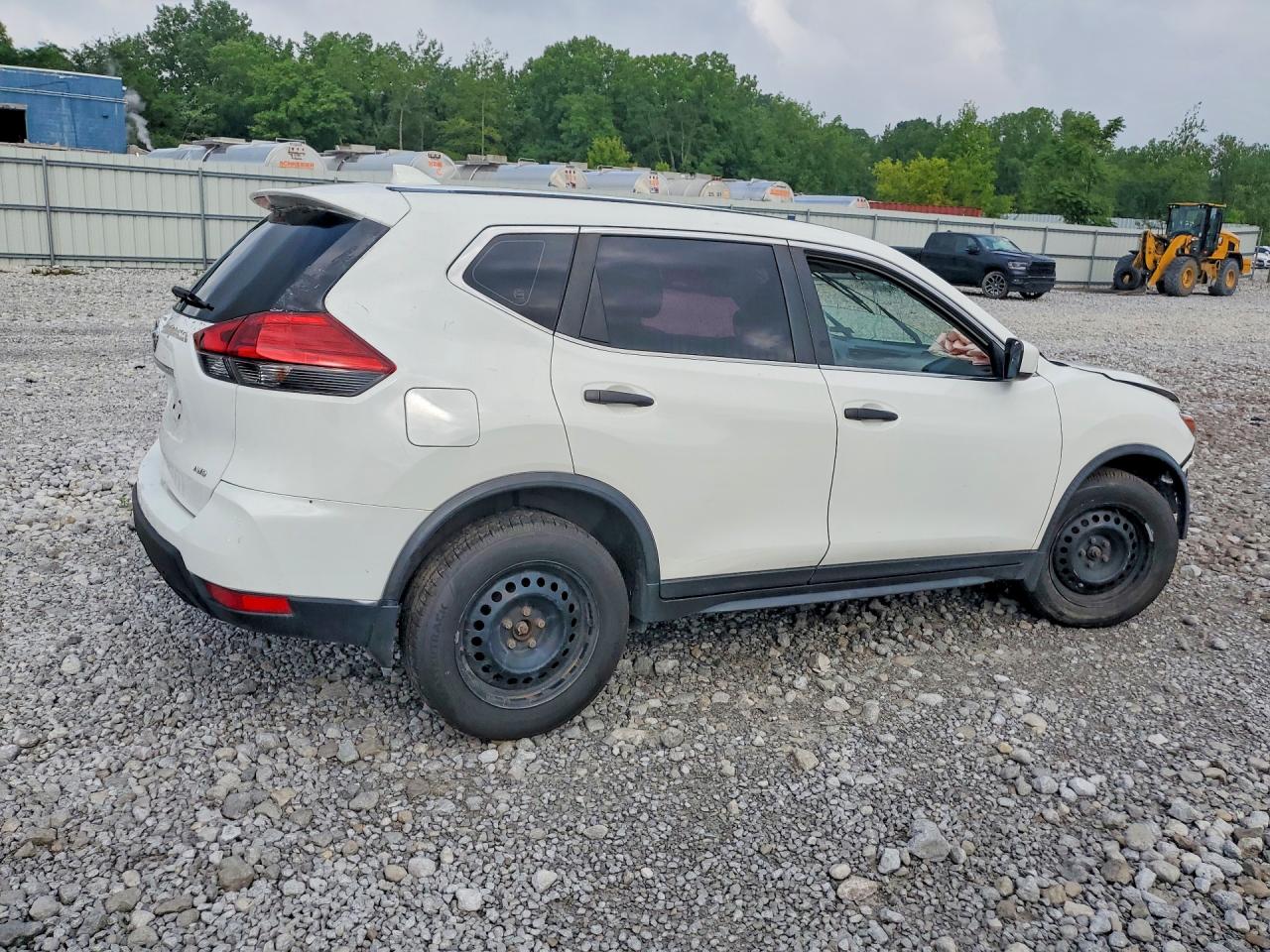 2017 NISSAN ROGUE S — снимка 3