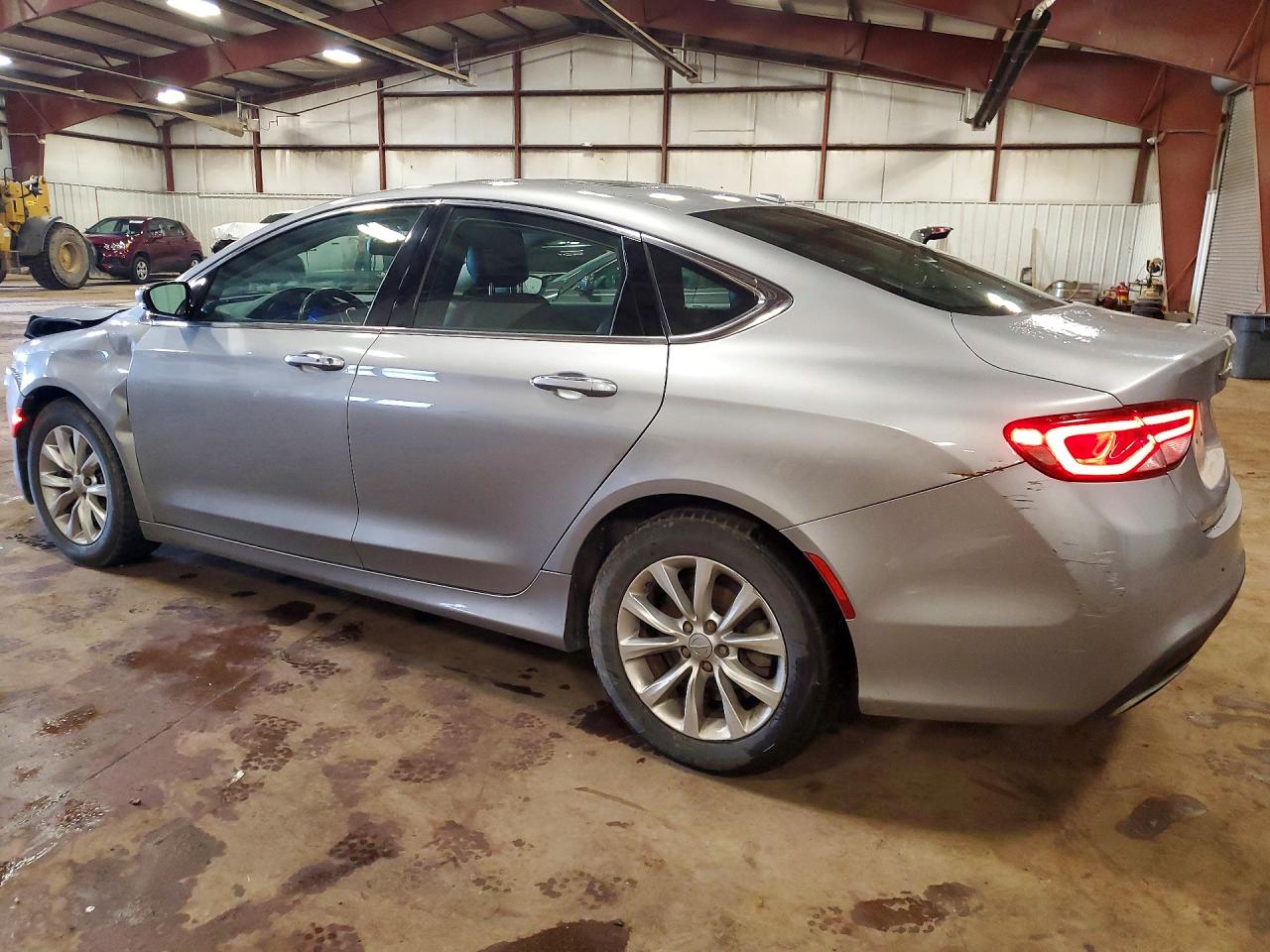 2015 CHRYSLER 200 C — снимка 2