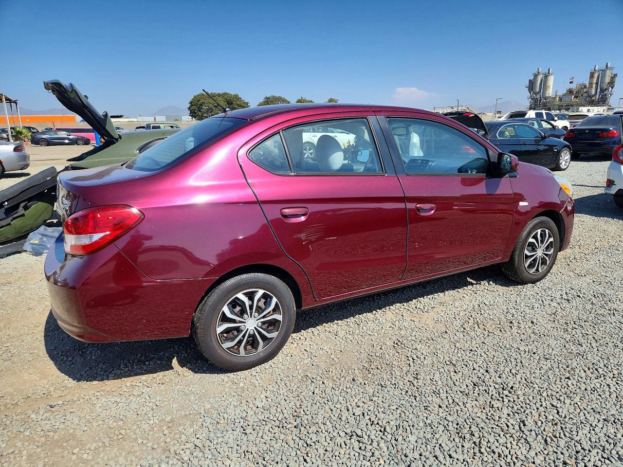 2017 MITSUBISHI MIRAGE G4 ES — снимка 3