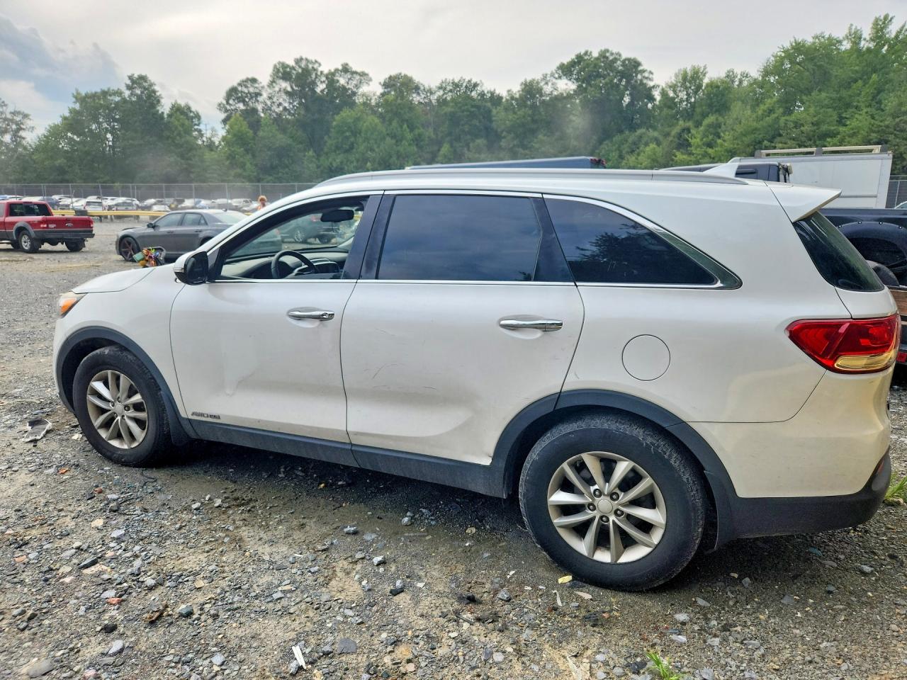 2016 KIA SORENTO LX V6 — снимка 2