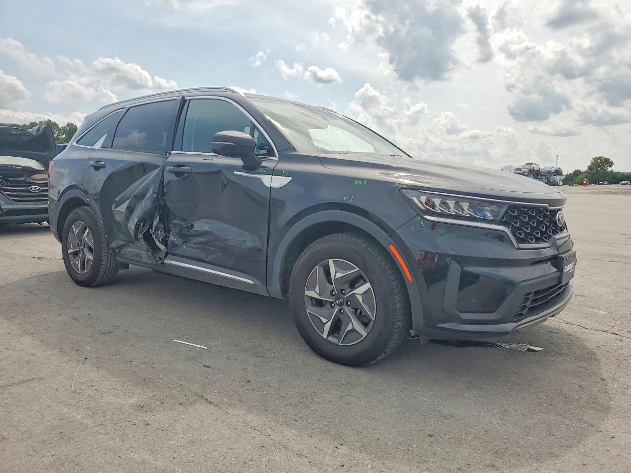 2021 KIA SORENTO S — снимка 4