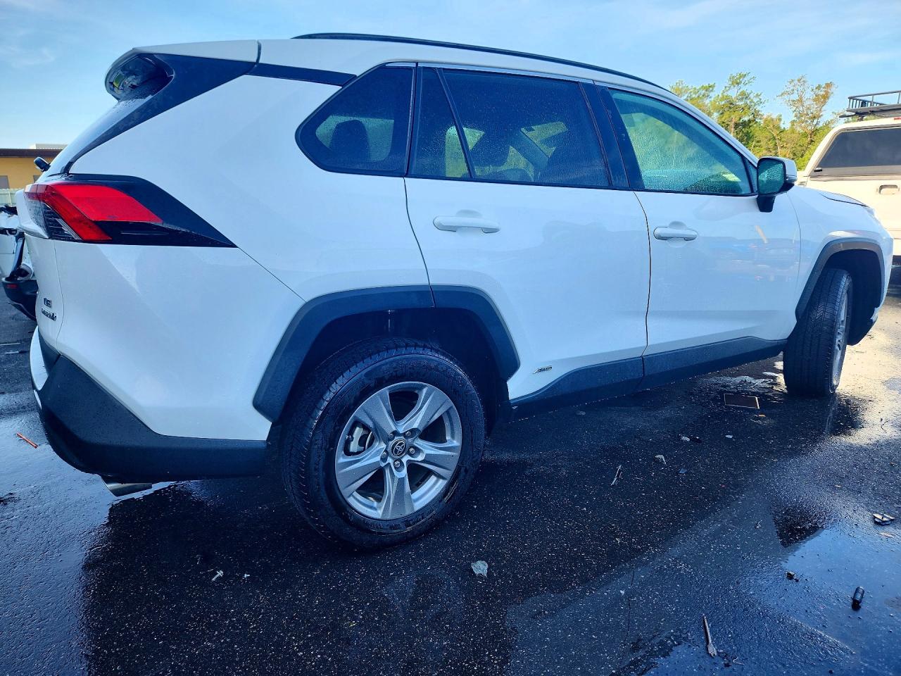 2023 TOYOTA RAV4 LE — снимка 3