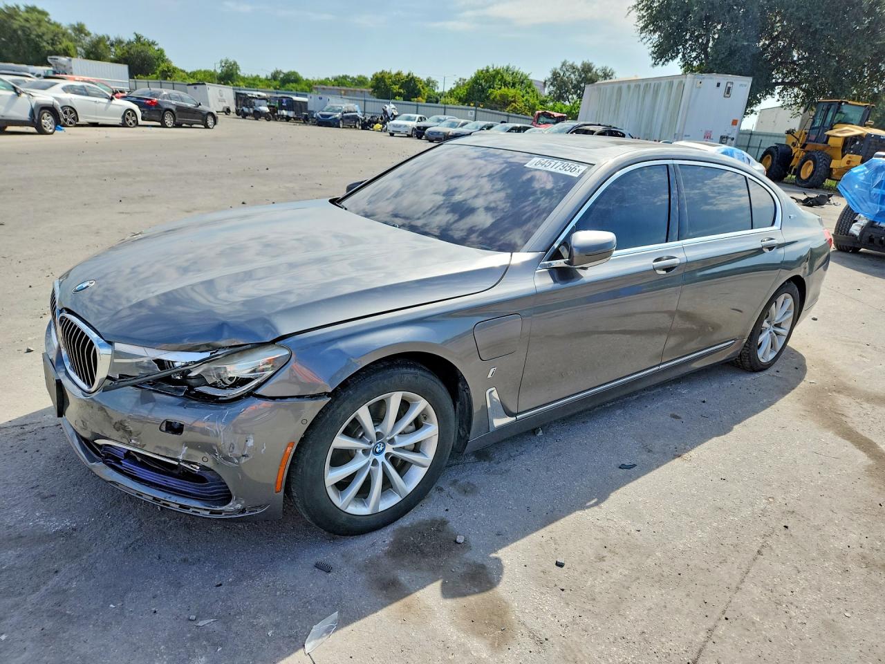 2017 BMW 740 XE
