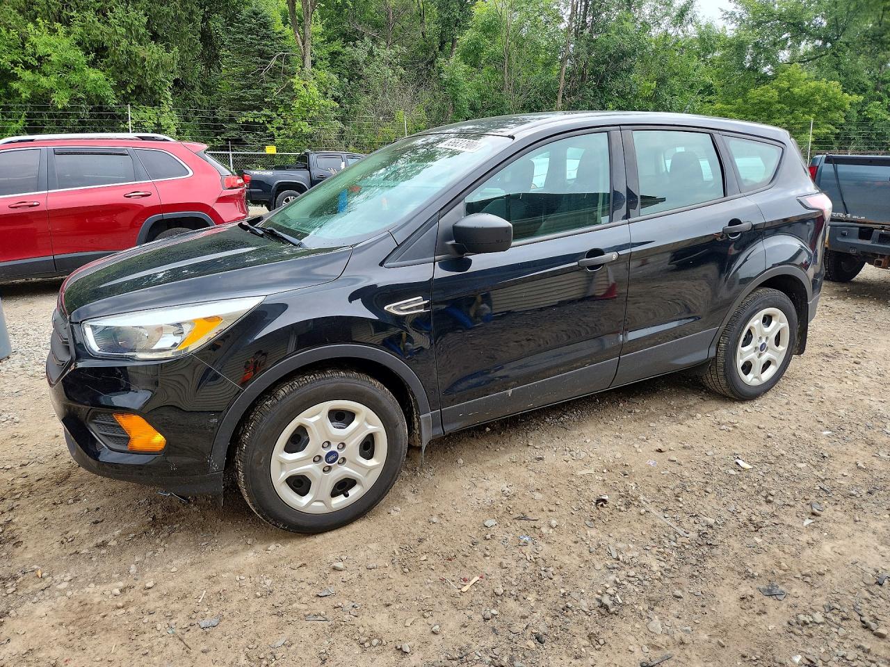 2017 FORD ESCAPE S