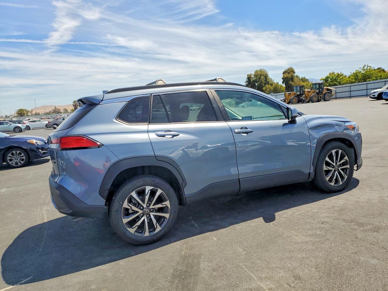 2022 TOYOTA COROLLA CROSS XLE — снимка 3