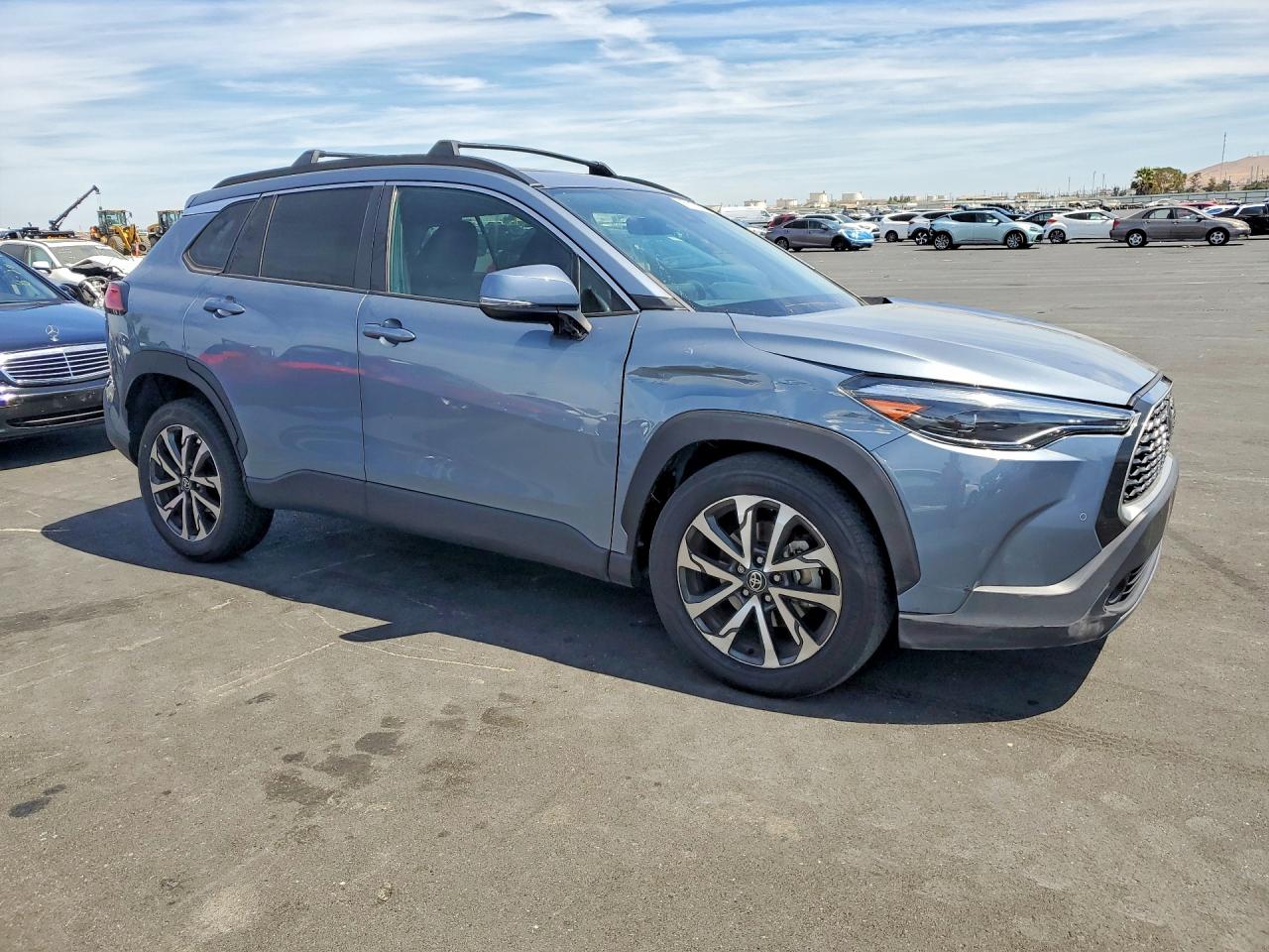 2022 TOYOTA COROLLA CROSS XLE — снимка 4
