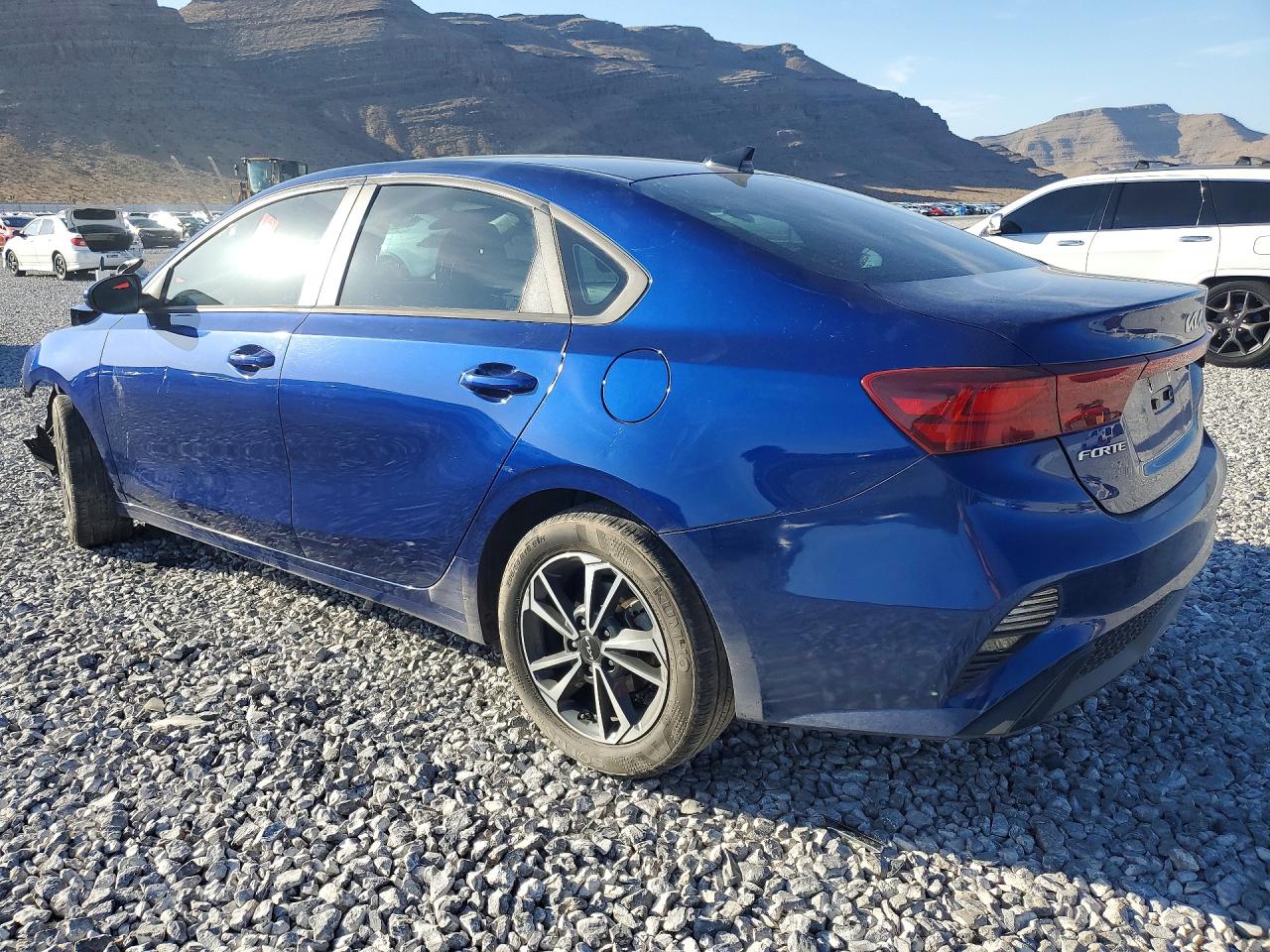 2023 KIA FORTE LXS — снимка 2