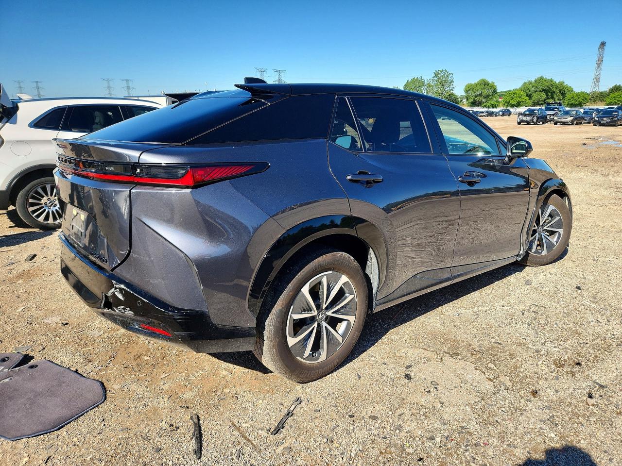 2025 LEXUS RZ 300E — снимка 3