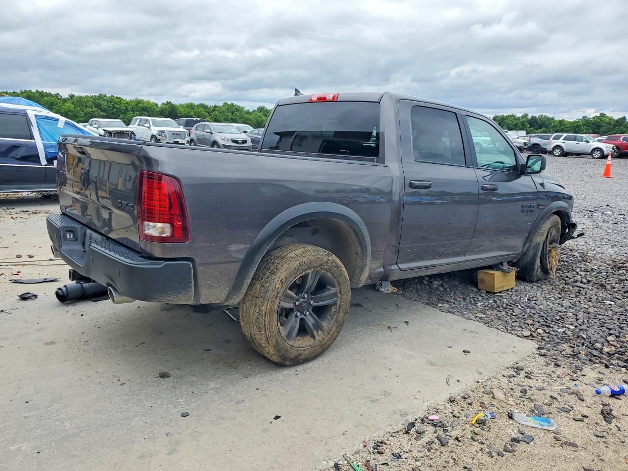 2021 RAM 1500 CLASSIC SLT — снимка 3