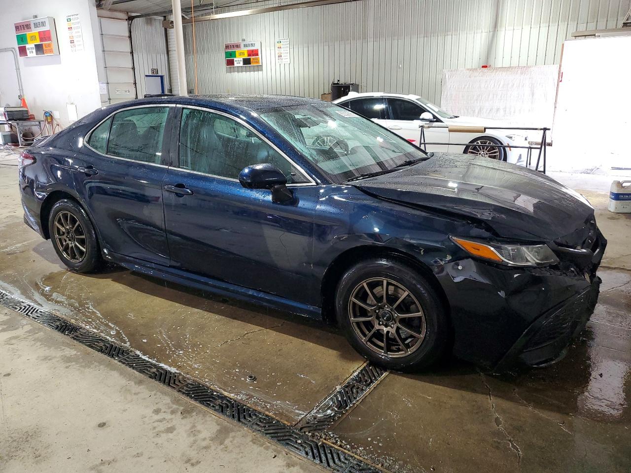2021 TOYOTA CAMRY SE — снимка 4