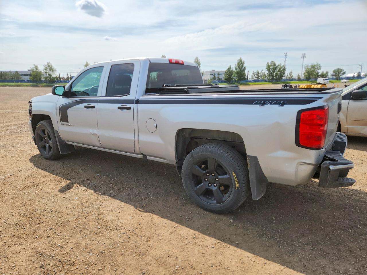 2017 CHEVROLET SILVERADO K1500 CUSTOM — снимка 2
