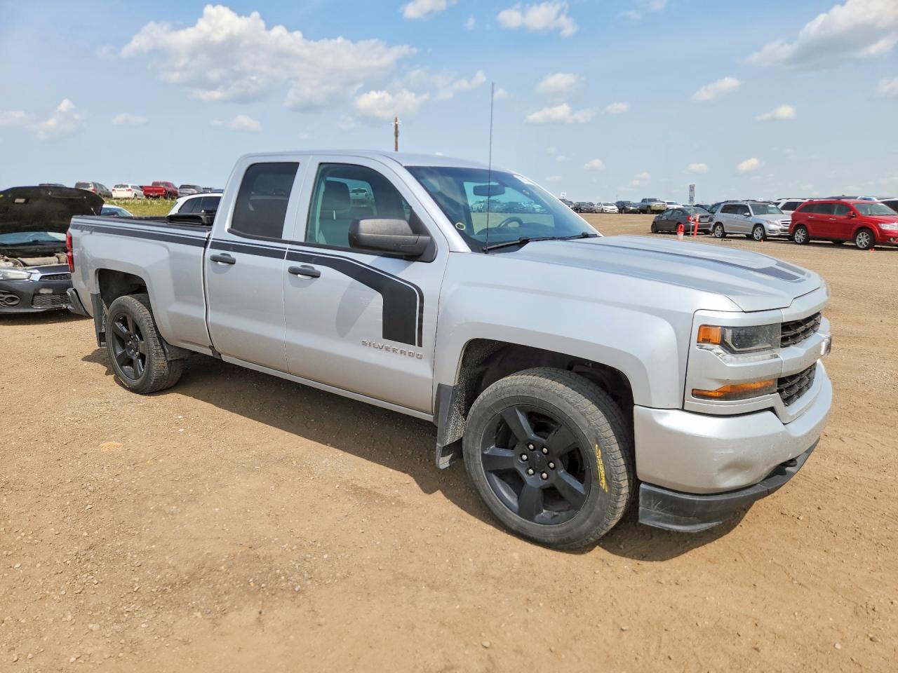 2017 CHEVROLET SILVERADO K1500 CUSTOM — снимка 4
