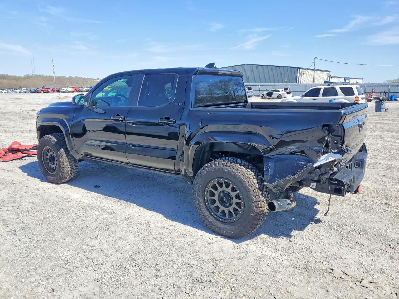 2024 TOYOTA TACOMA SR5 — снимка 2