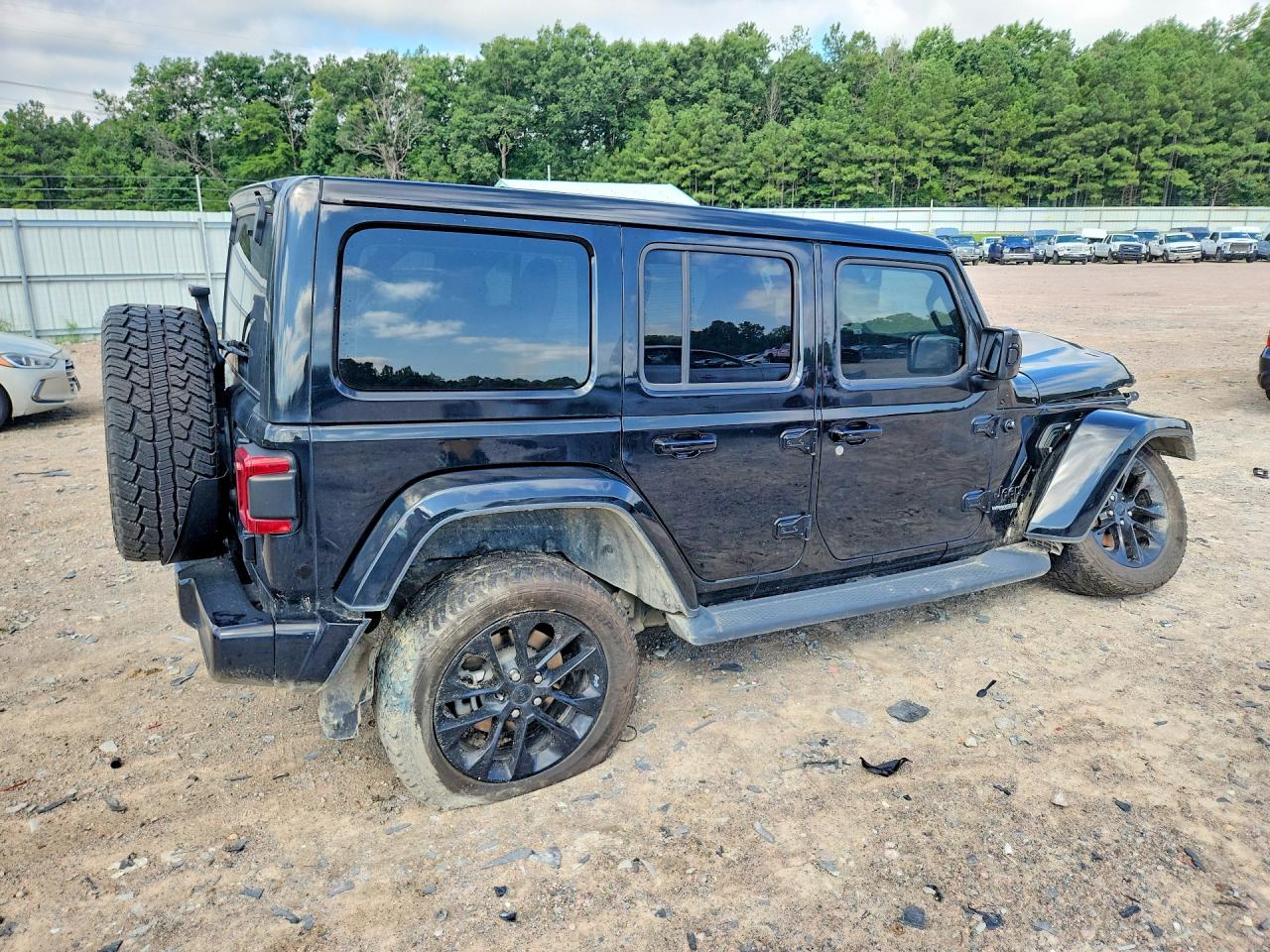 2021 JEEP WRANGLER UNLIMITED SAHARA — снимка 3
