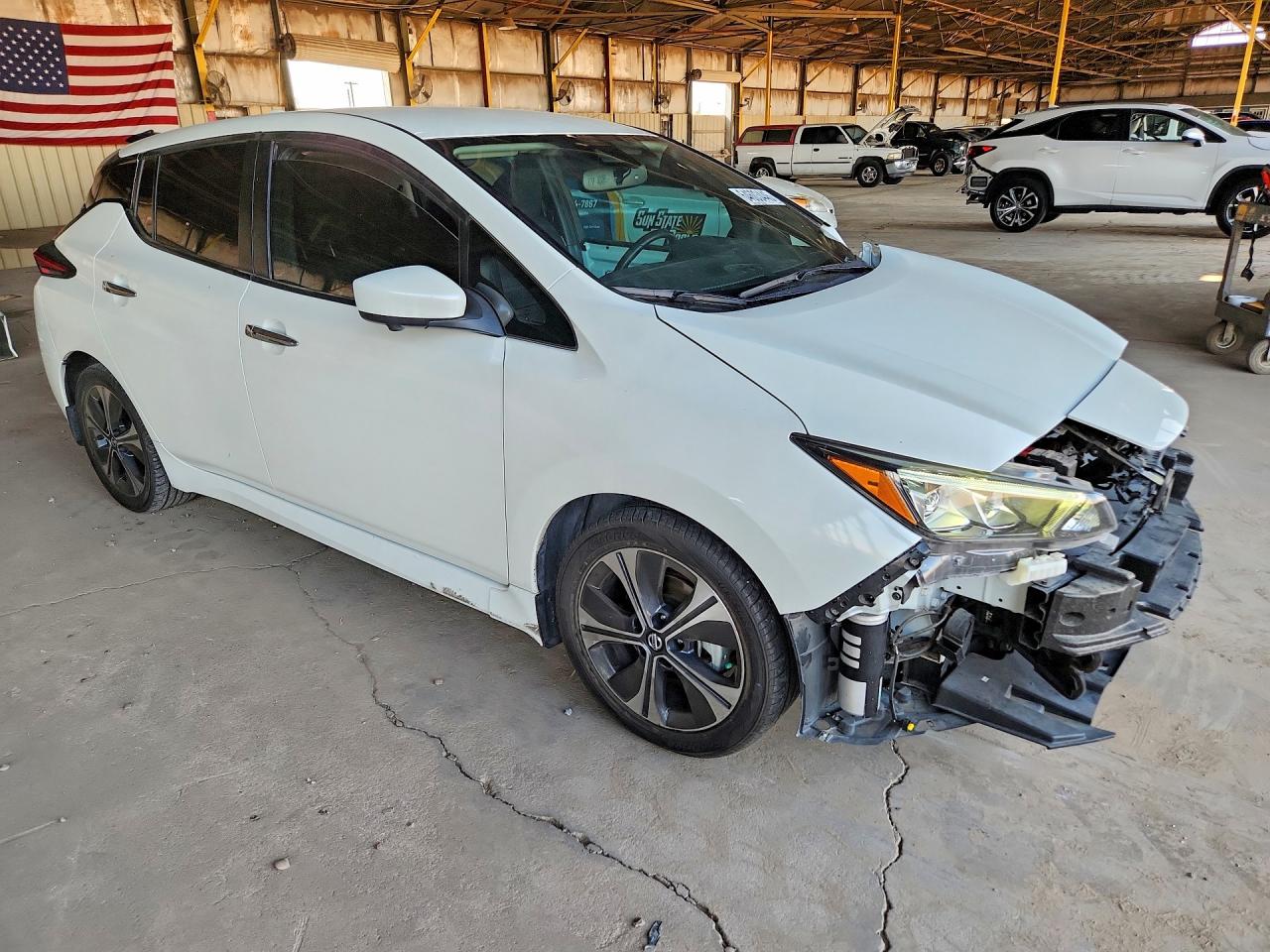 2020 NISSAN LEAF SV — снимка 4