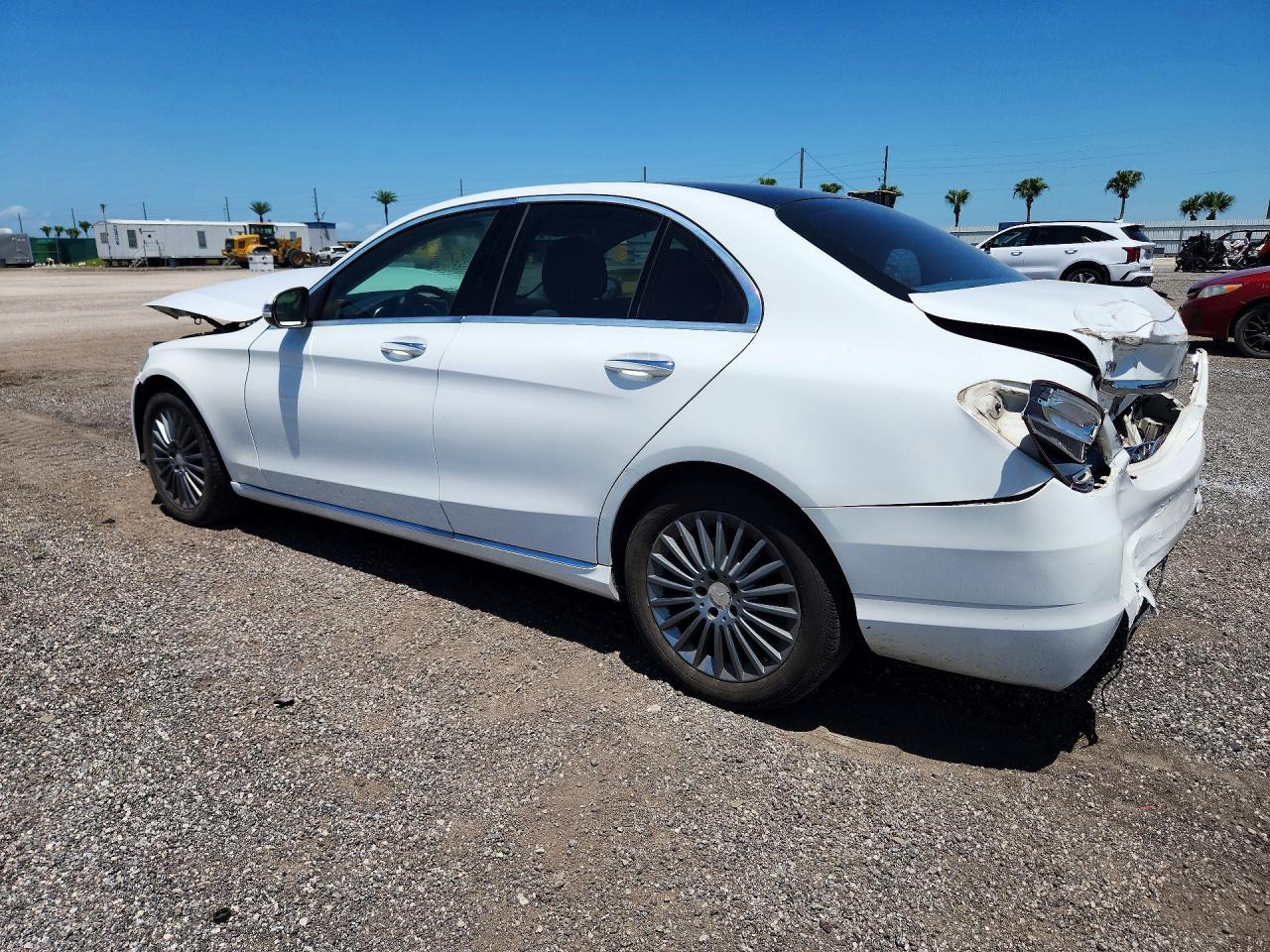 2016 MERCEDES-BENZ C 300 4MATIC — снимка 2