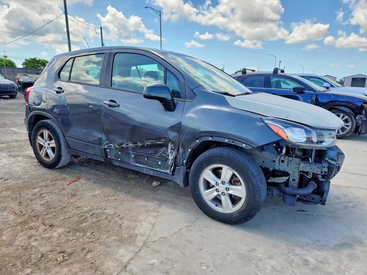 2019 CHEVROLET TRAX LS — снимка 4