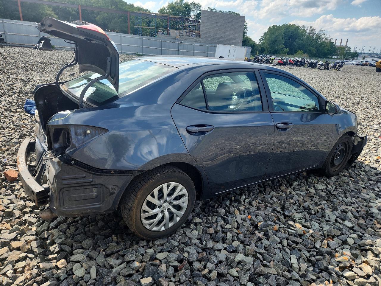 2017 TOYOTA COROLLA LE — снимка 3