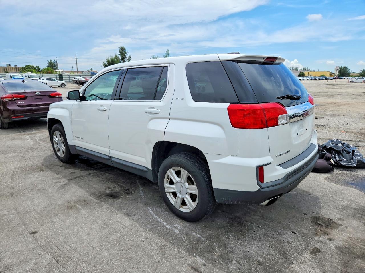 2016 GMC TERRAIN SLE — снимка 2