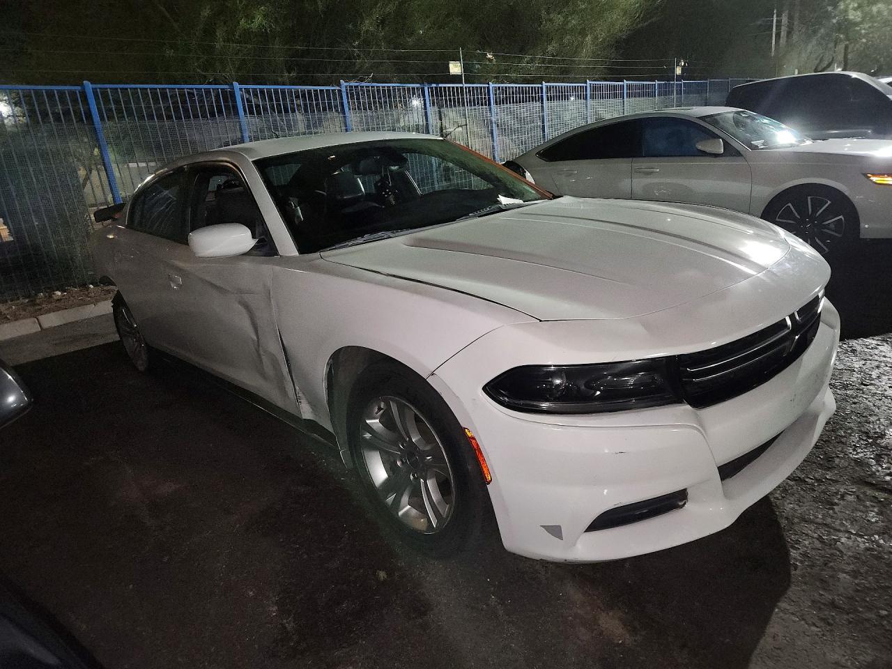 2015 DODGE CHARGER SE — снимка 4