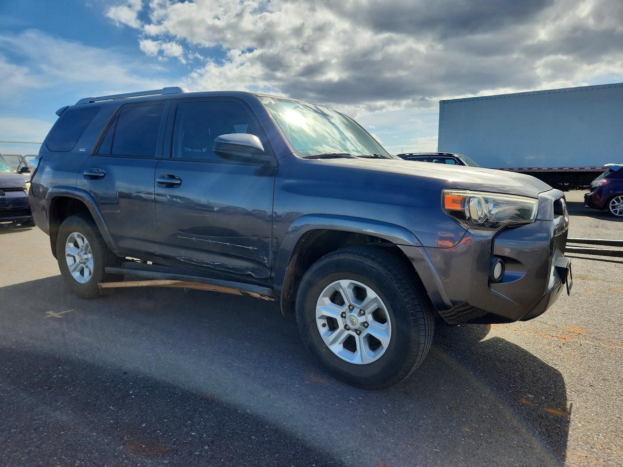 2017 TOYOTA 4RUNNER SR5 — снимка 4