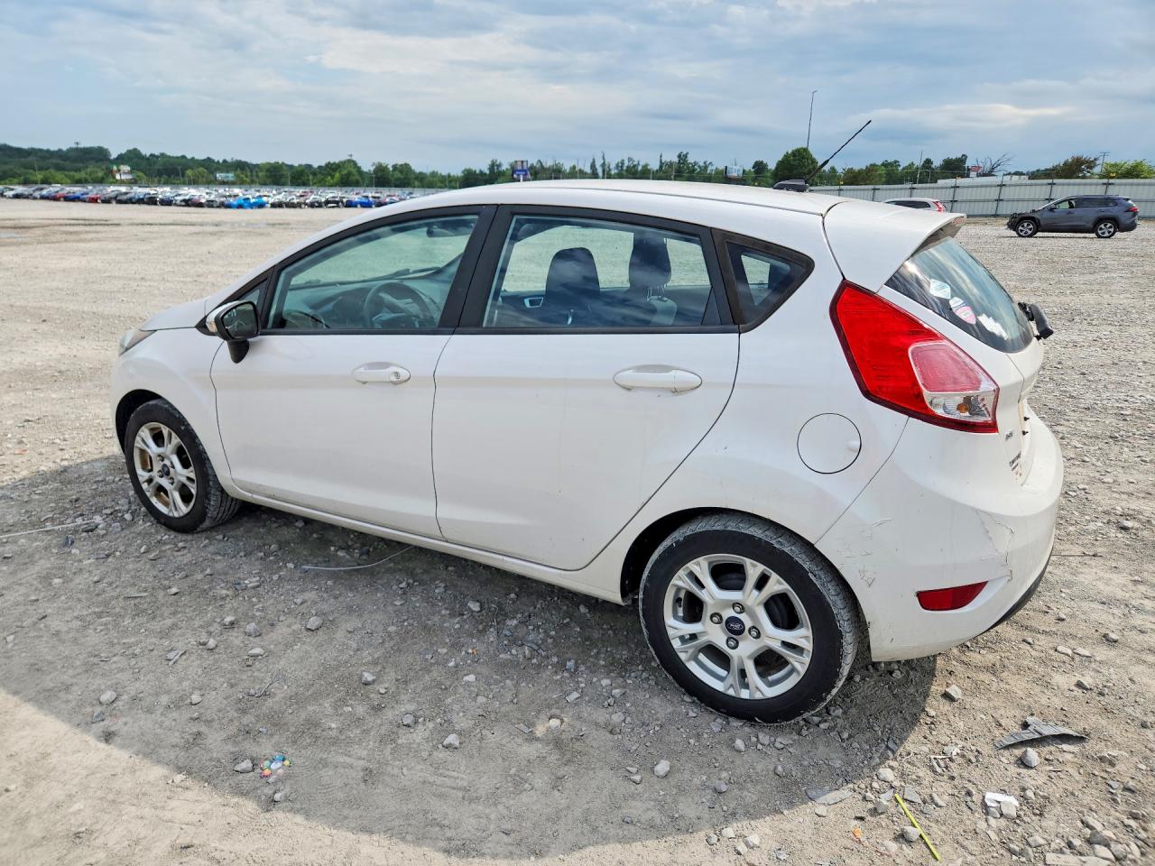 2016 FORD FIESTA SE — снимка 2