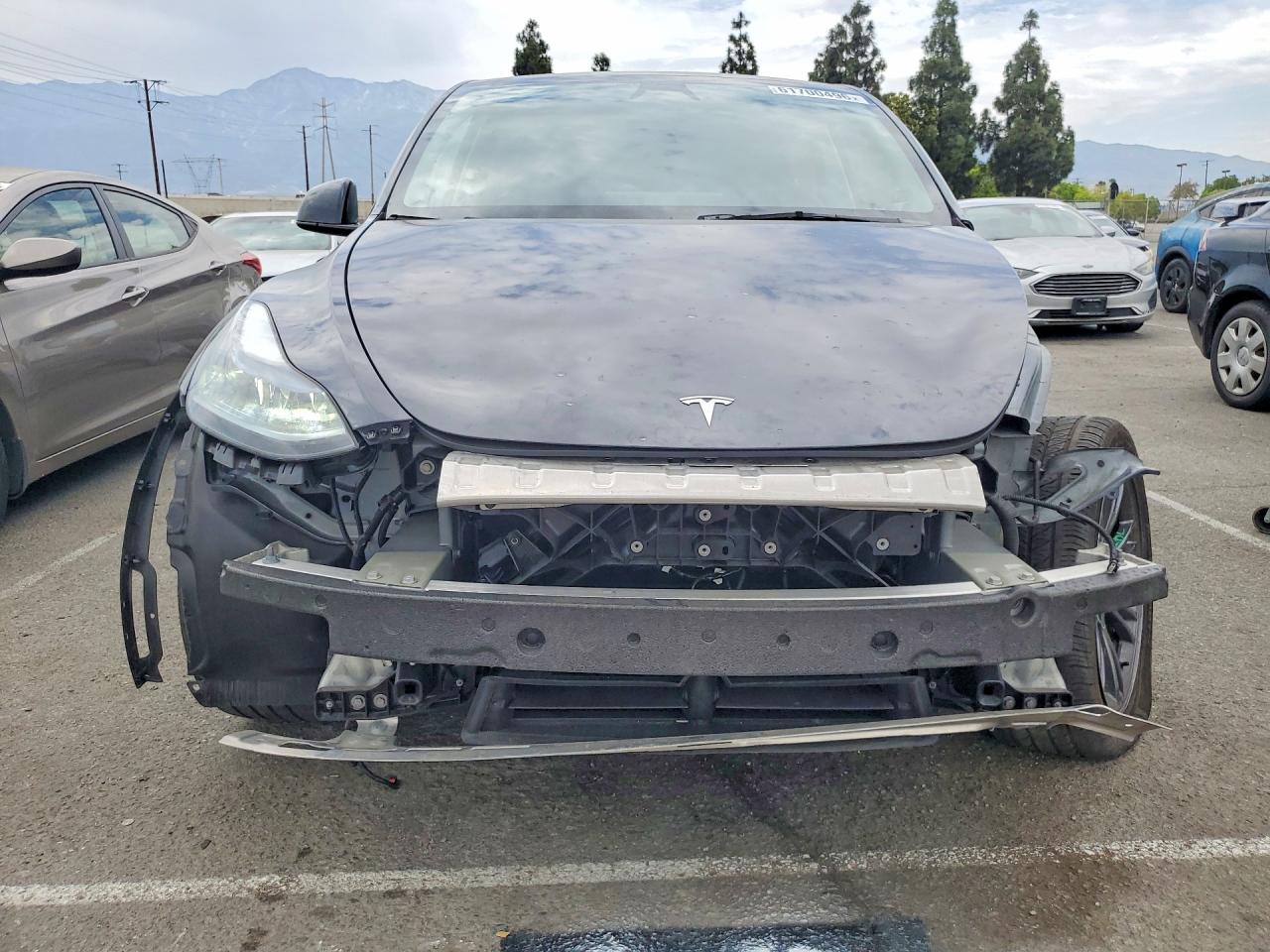 2025 TESLA MODEL Y — снимка 5