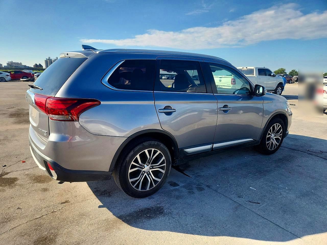 2018 MITSUBISHI OUTLANDER SE — снимка 3