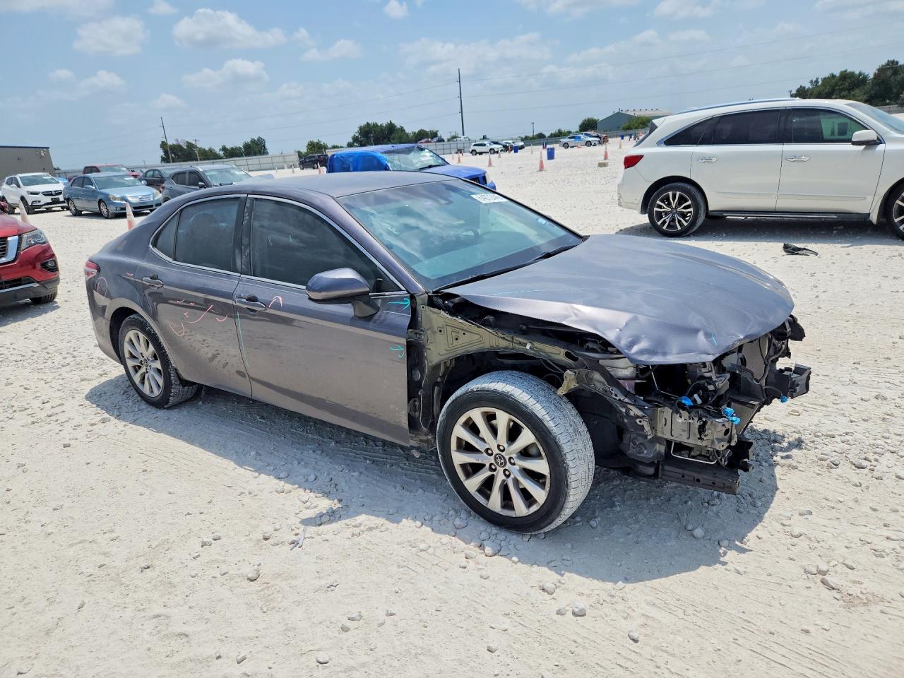 2018 TOYOTA CAMRY LE — снимка 4