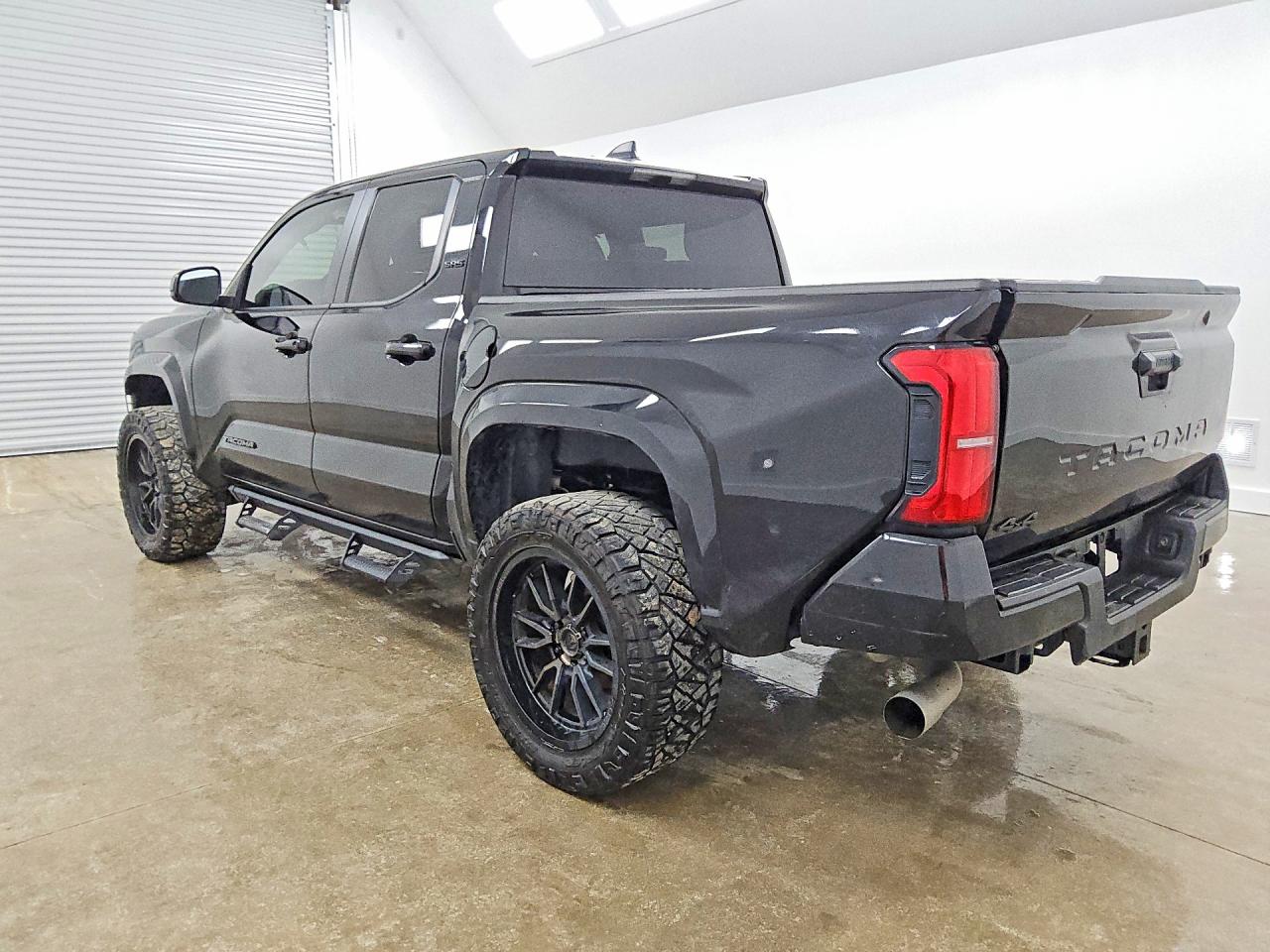 2024 TOYOTA TACOMA SR5 — снимка 2