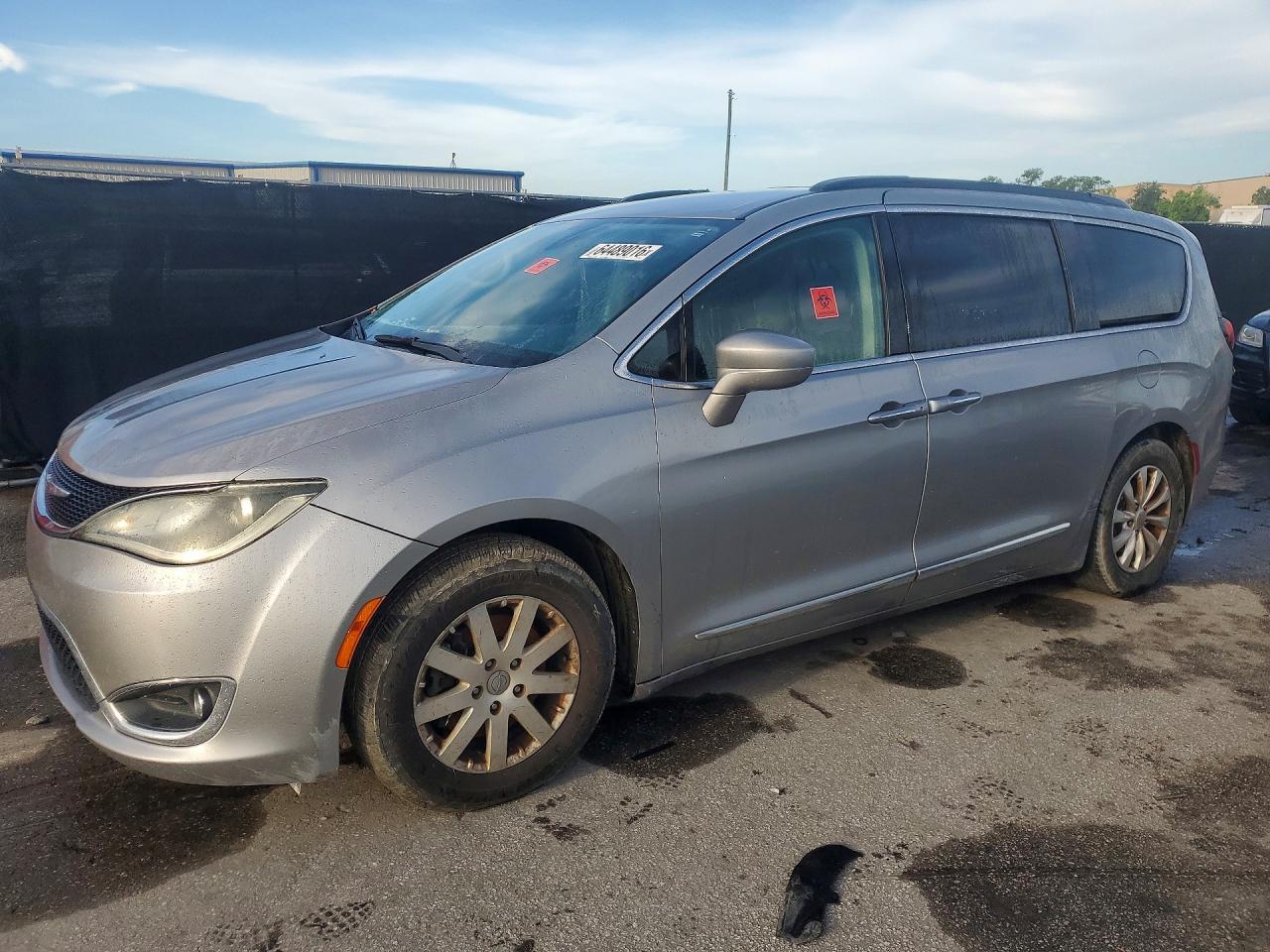 2017 CHRYSLER PACIFICA TOURING L