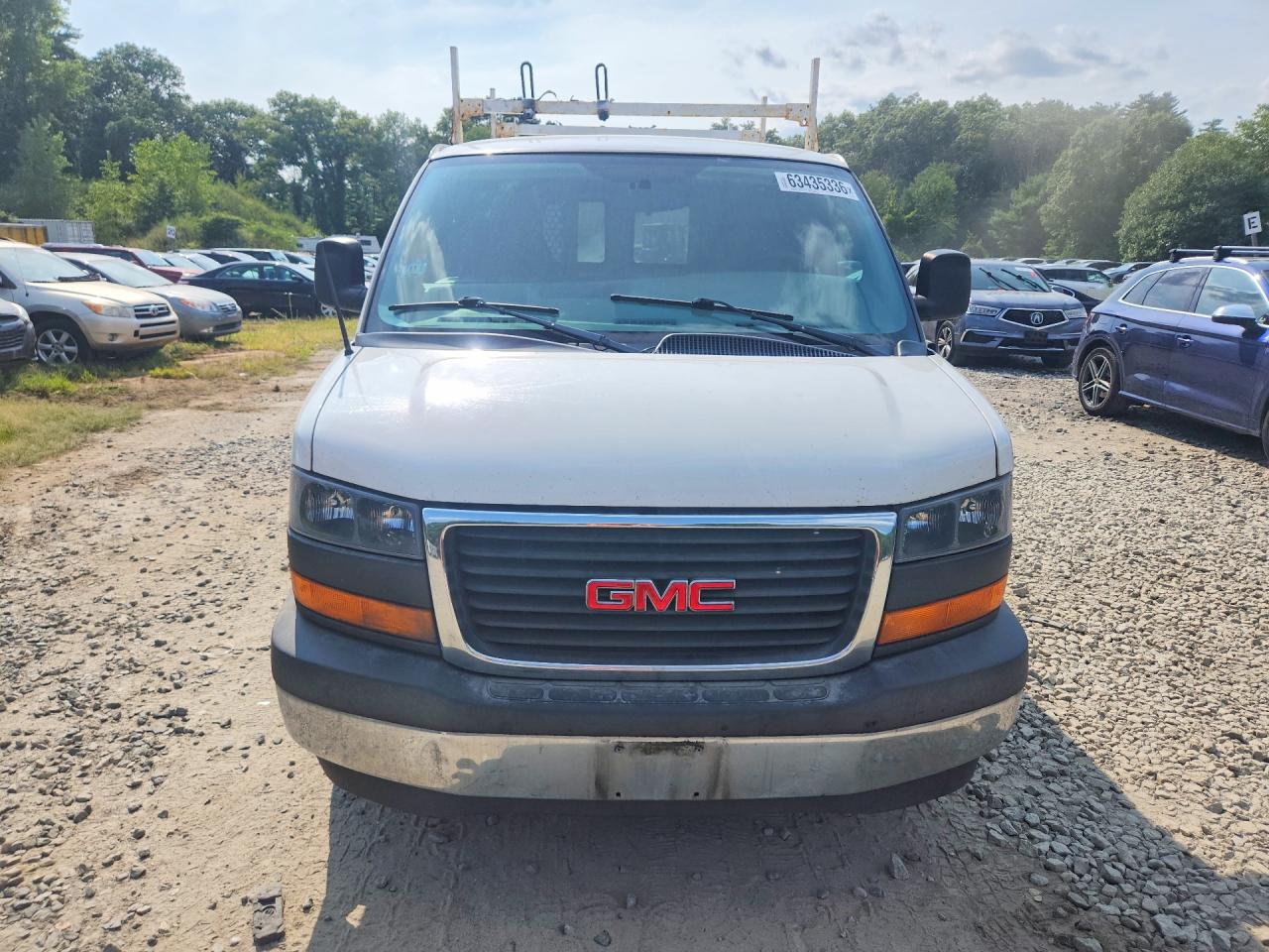 2017 GMC SAVANA G2500 — снимка 5