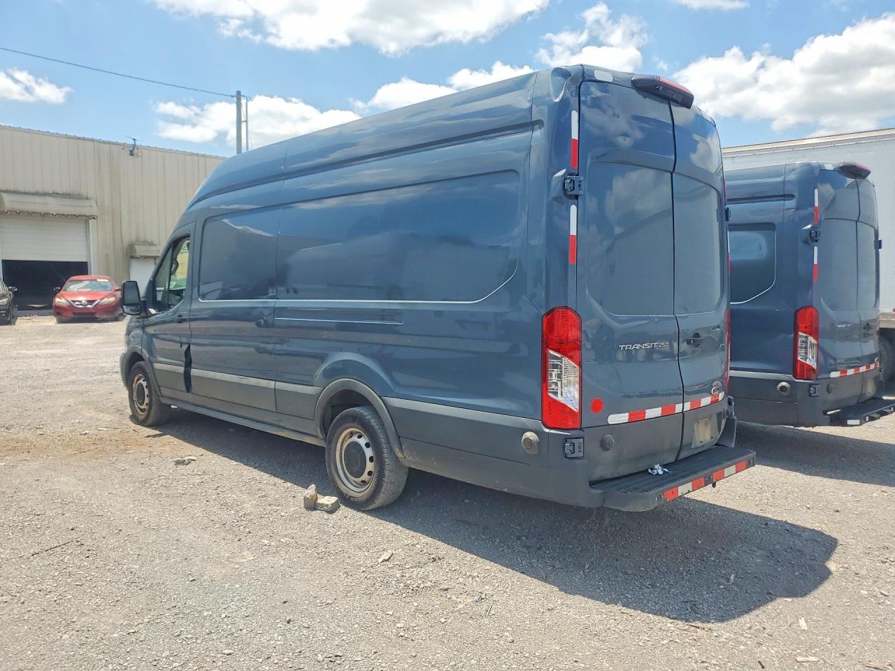 2020 FORD TRANSIT T-250 — снимка 2