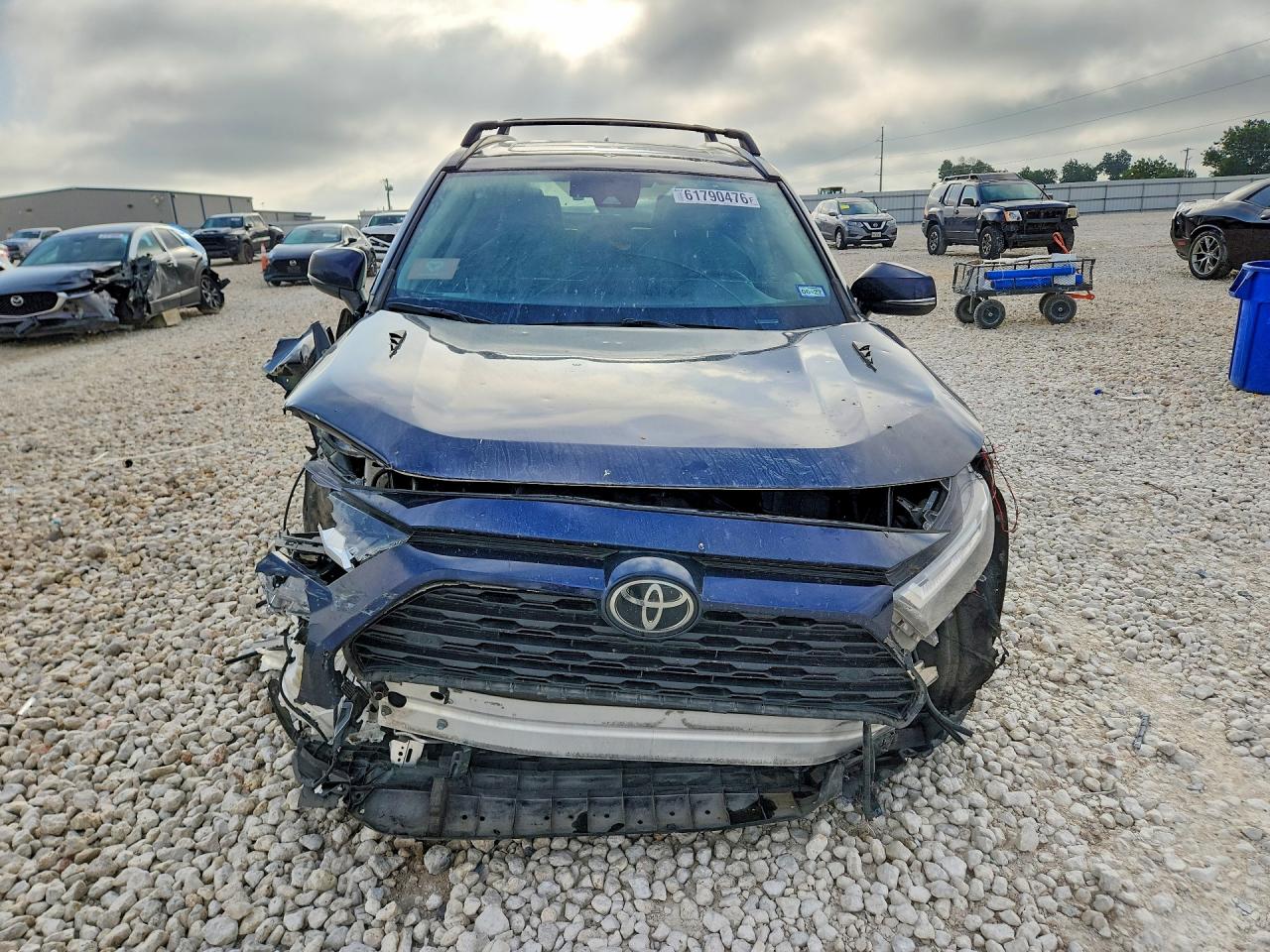 2023 TOYOTA RAV4 XLE PREMIUM — снимка 5