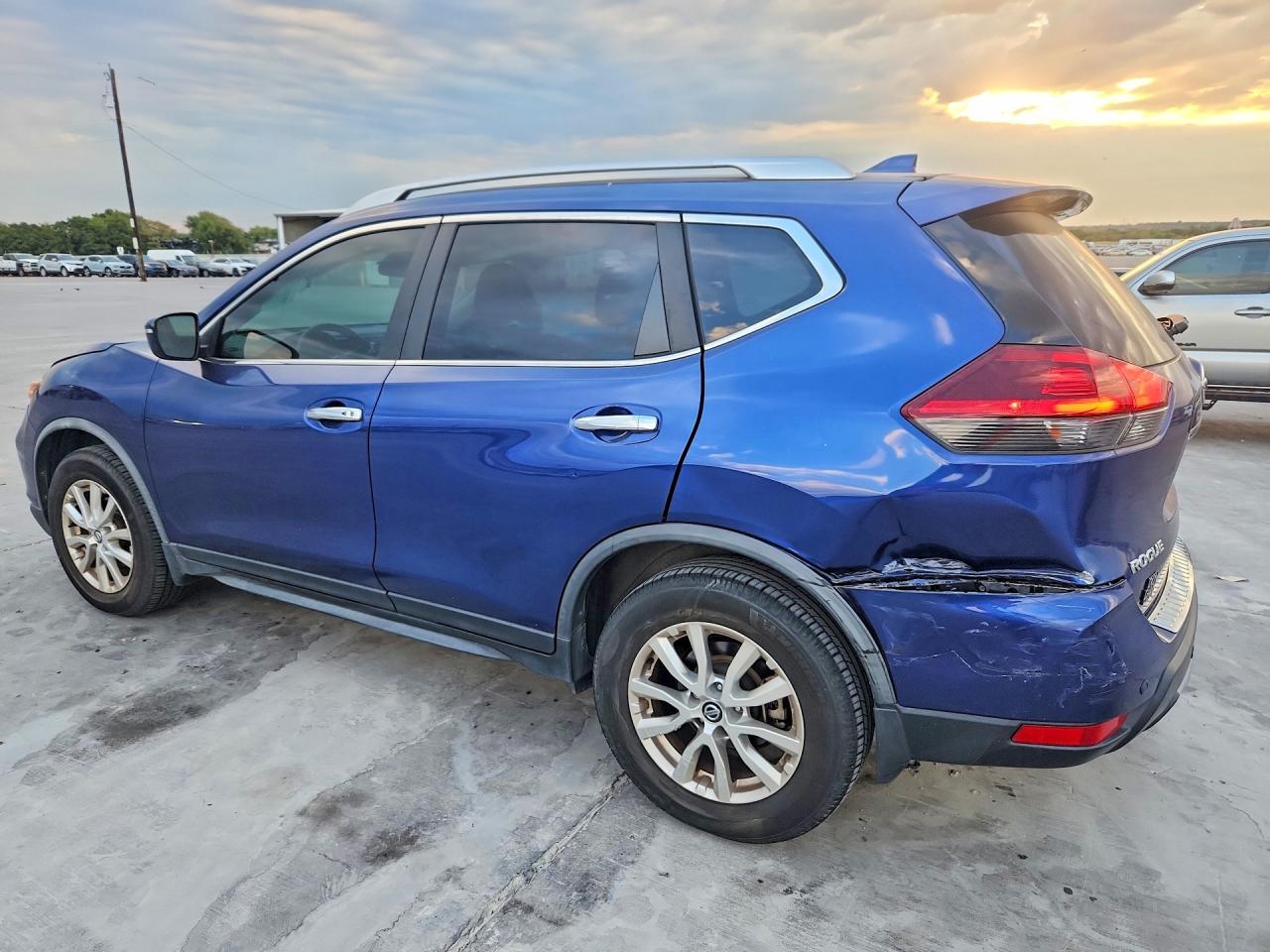 2020 NISSAN ROGUE SV — снимка 2