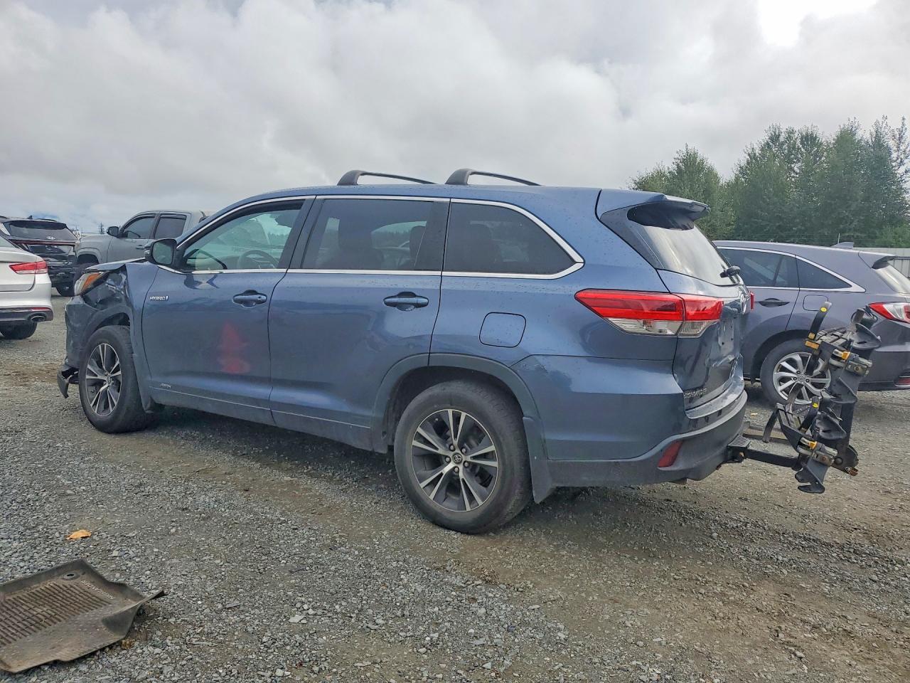 2018 TOYOTA HIGHLANDER HYBRID LE — снимка 2