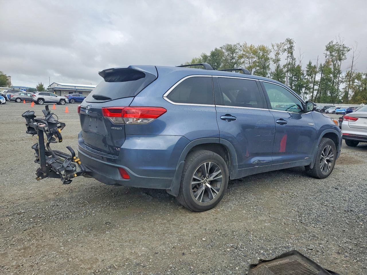 2018 TOYOTA HIGHLANDER HYBRID LE — снимка 3